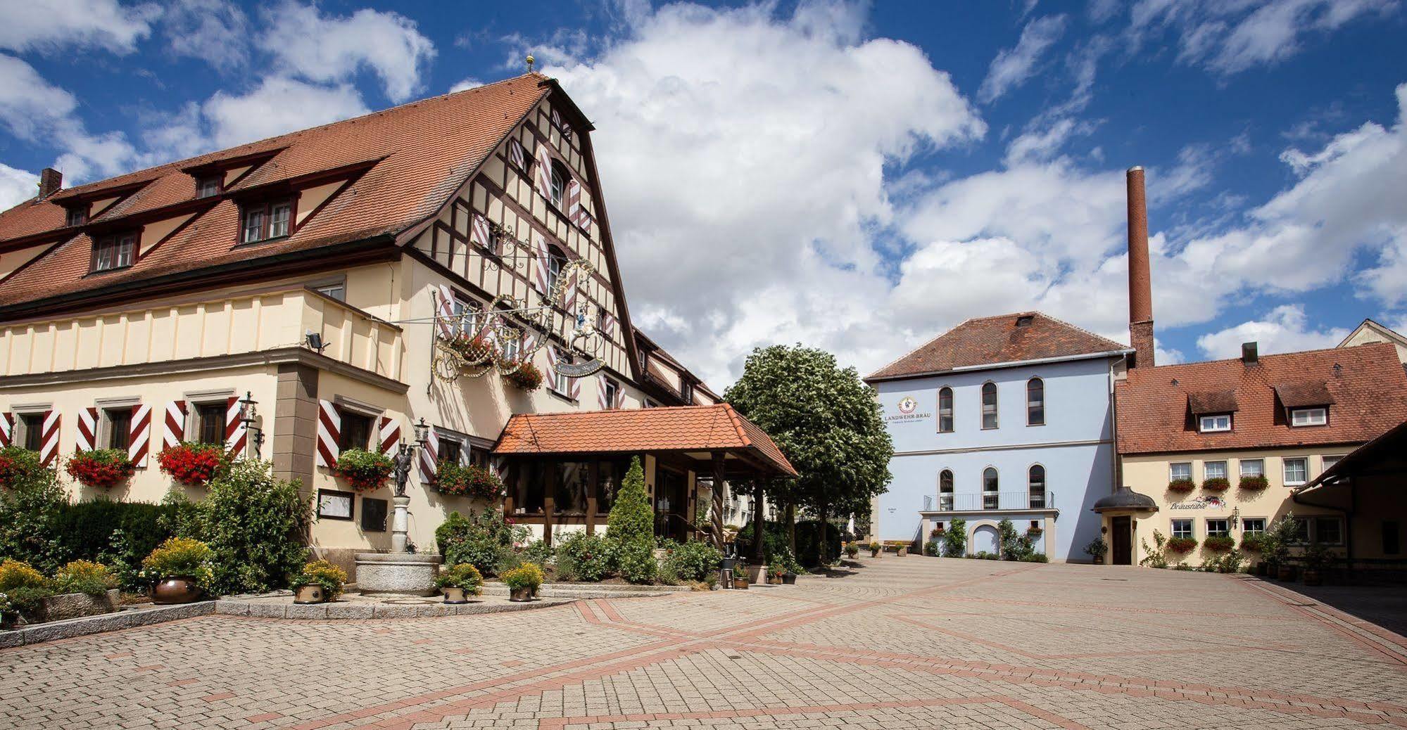 Hotel Brauereigasthof Landwehr-Braeu Reichelshofen Buitenkant foto