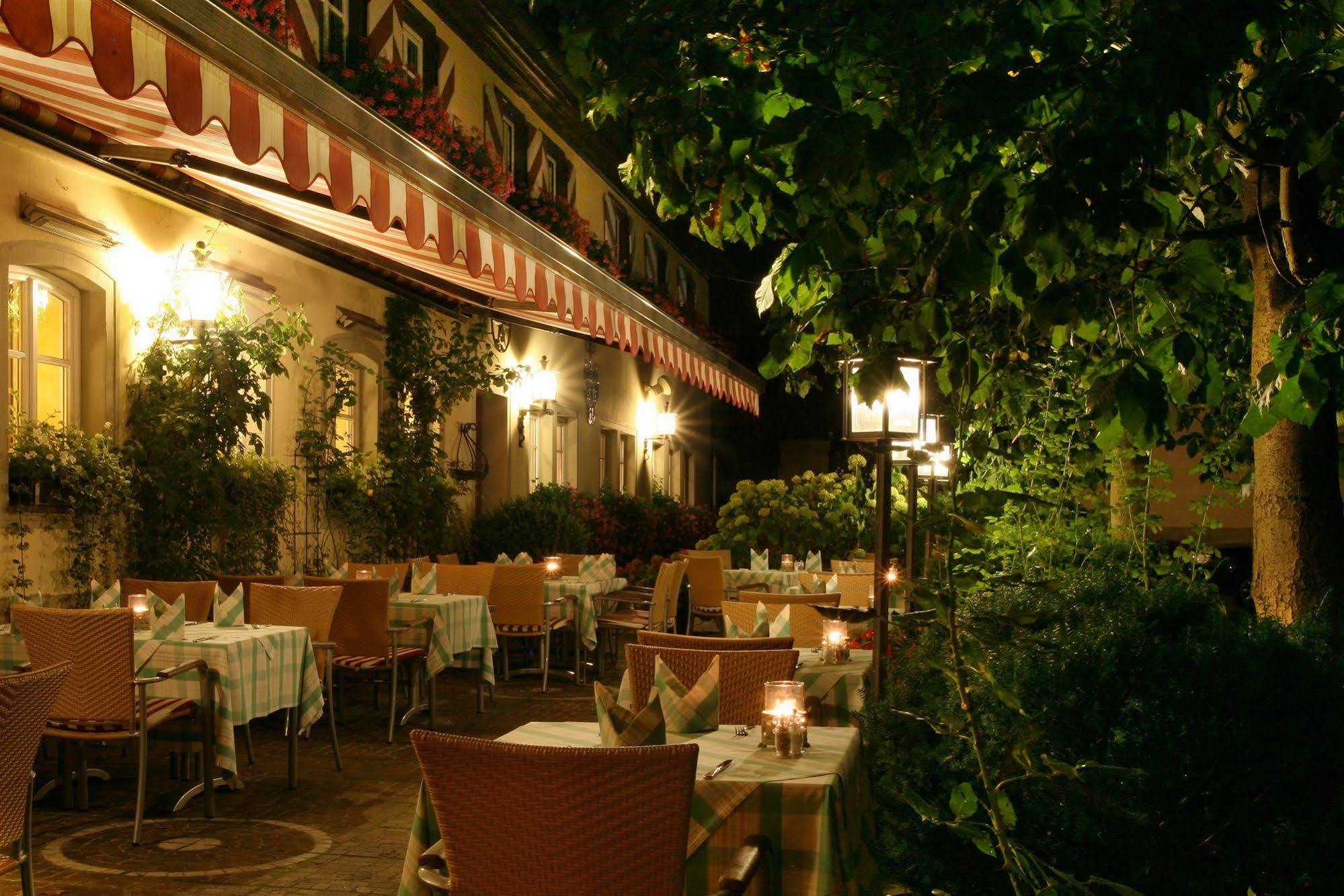 Hotel Brauereigasthof Landwehr-Braeu Reichelshofen Buitenkant foto